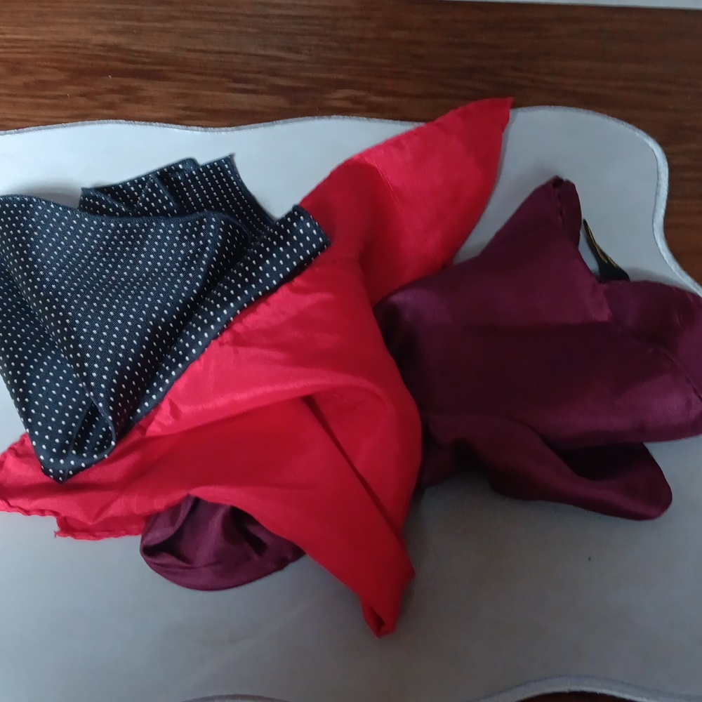 Bundled. 3 Piece Pocket Square Assortment